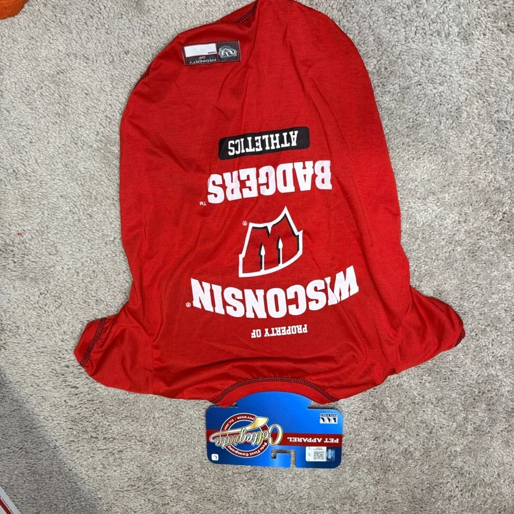 Pets First‎ Wisconsin Badgers Red Athletic Pet Apparel Shirt XXX Large